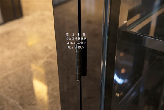 不锈钢酒柜细节